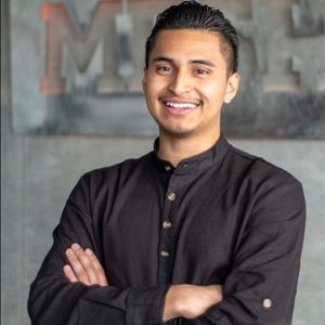 Meet your Posher, Victor